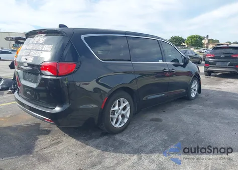 2017 Chrysler Pacifica Touring Plus z USA, uszkodzony, nr VIN 2C4RC1BG3HR782049